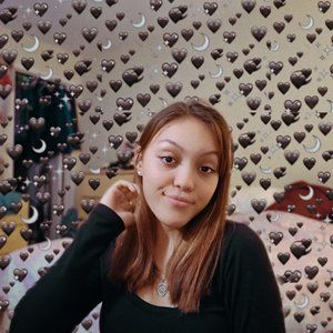 Meet your Posher, Camille